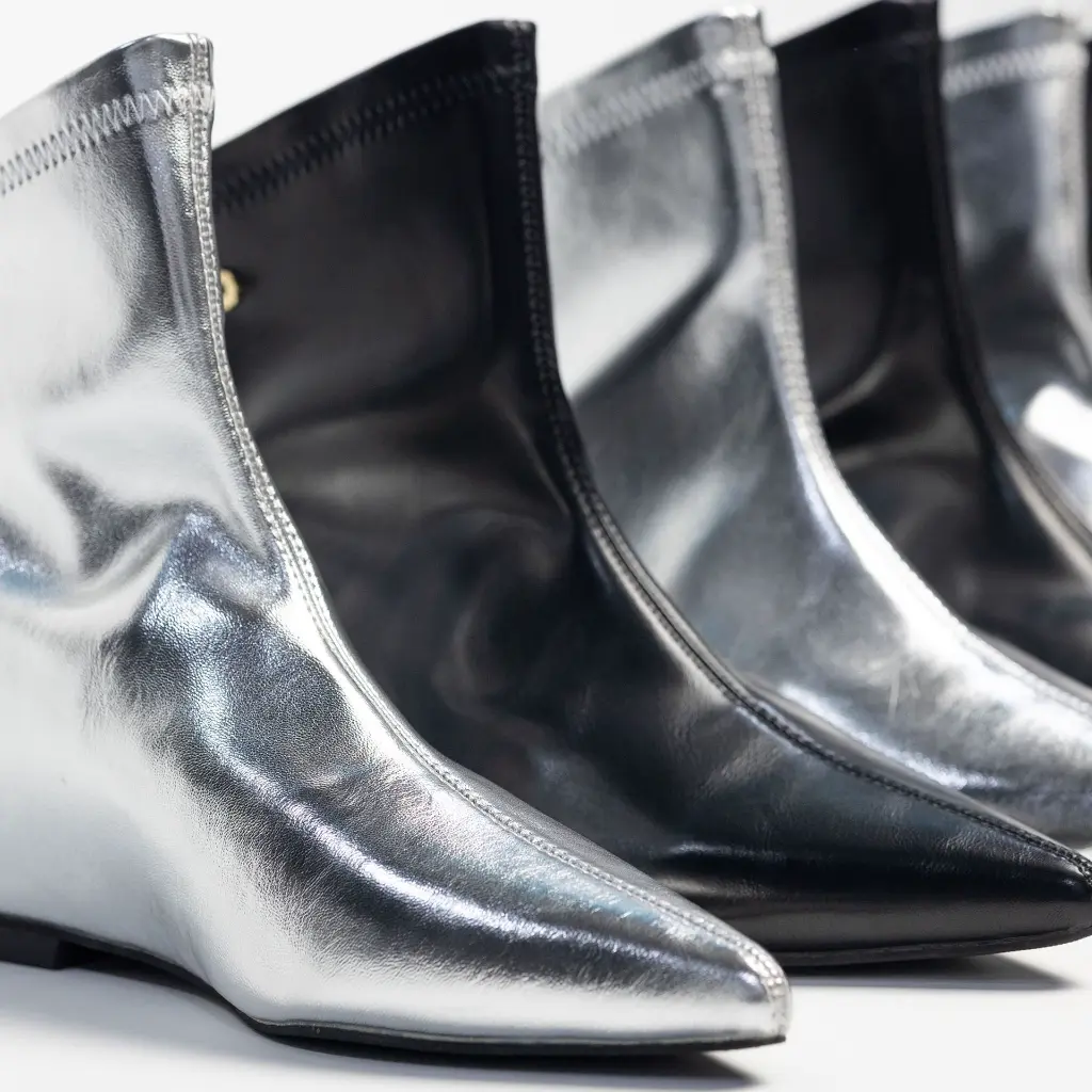 Black-ANKLE POINTED BOOTS2