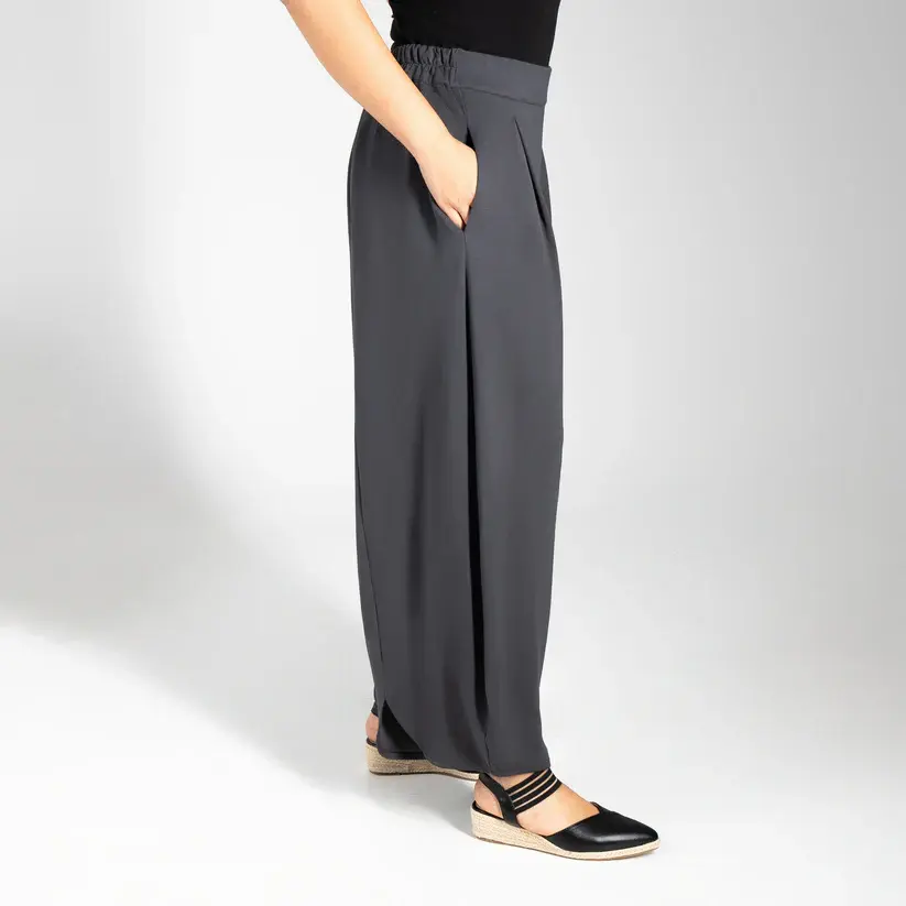 Gray-Wide Trouser2.webp