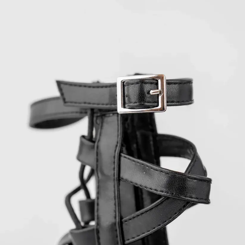 Black-GLADIATOR SANDAL2.webp