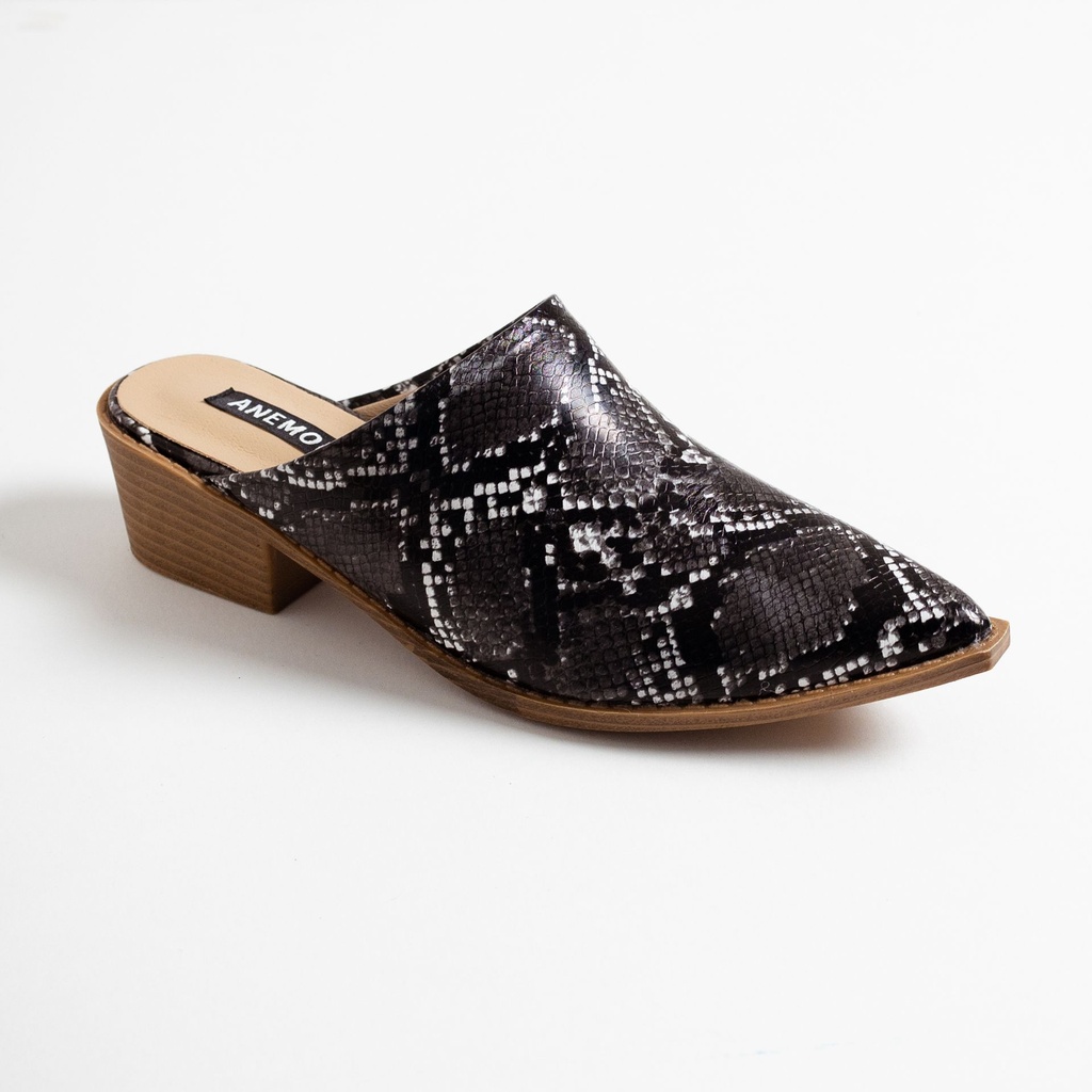PYTHON HEEL