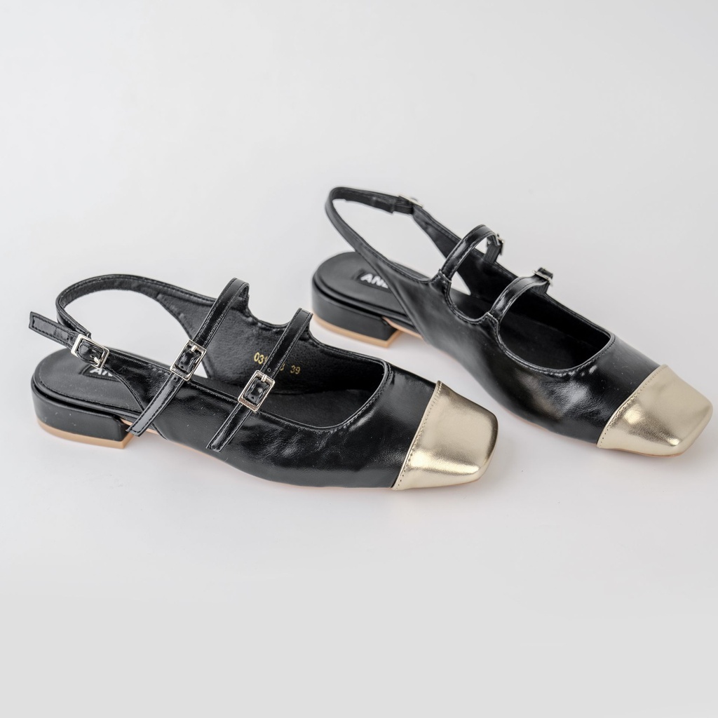 SANDALS FLAT