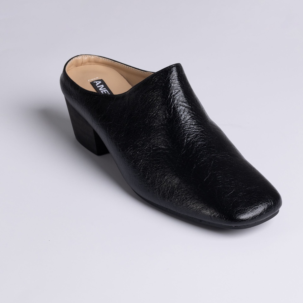 PLAIN HEEL