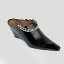 POINTED WEDGE