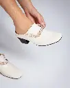 SHELL CHAIN HEEL